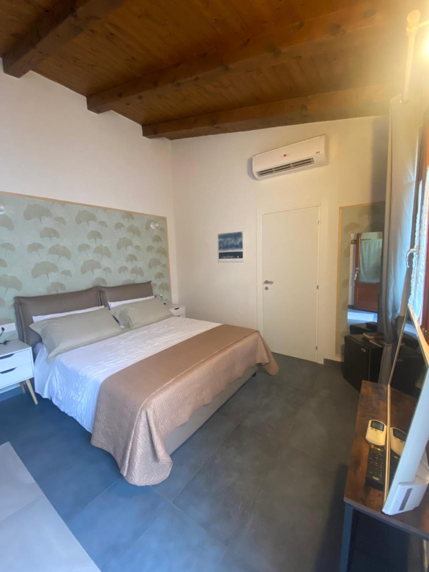 Casa Raffaela Hotel Marina Di Pisa Luaran gambar